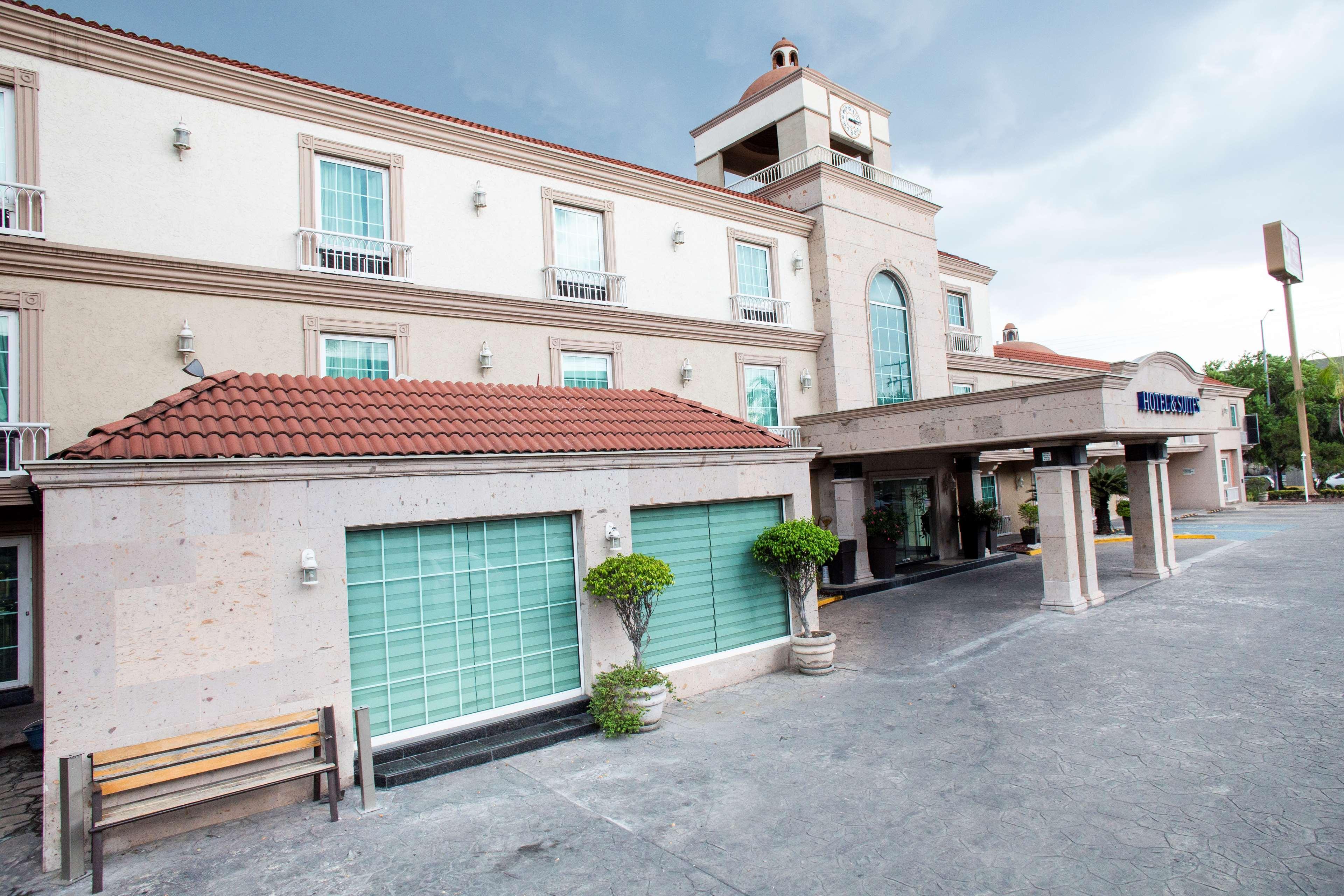 Best Western Plus Monterrey Colon Exterior photo