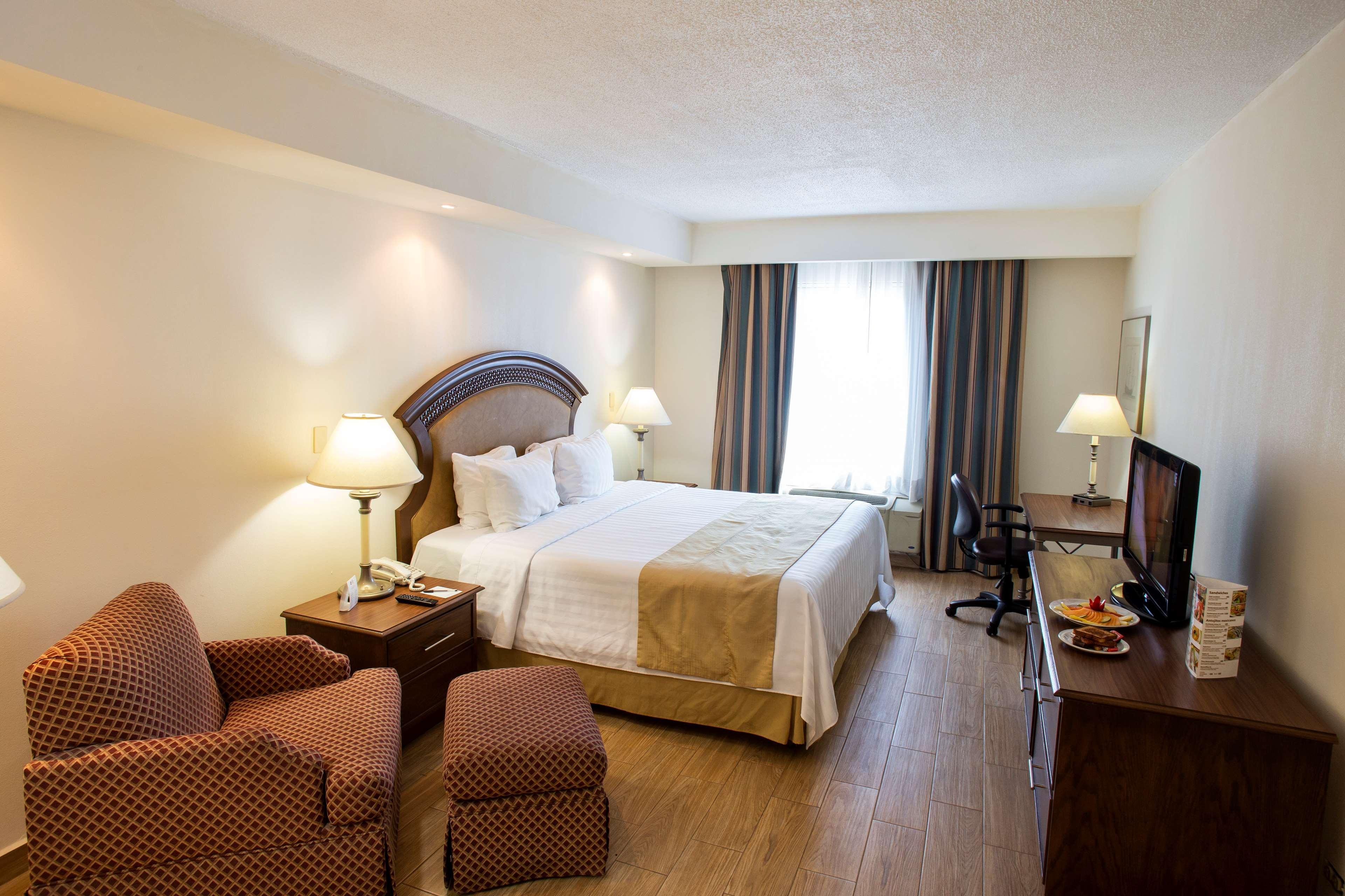 Best Western Plus Monterrey Colon Exterior photo
