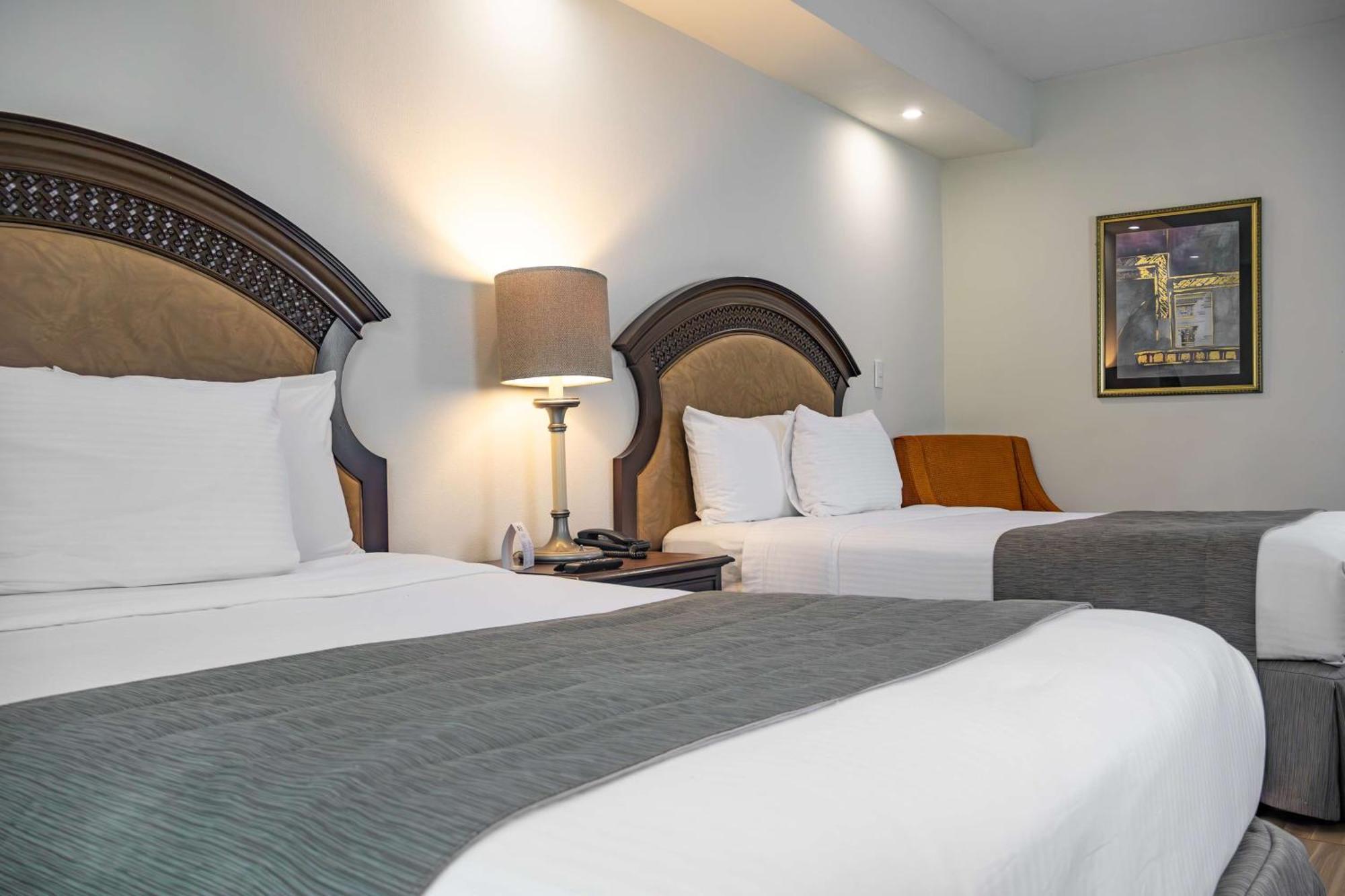 Best Western Plus Monterrey Colon Exterior photo