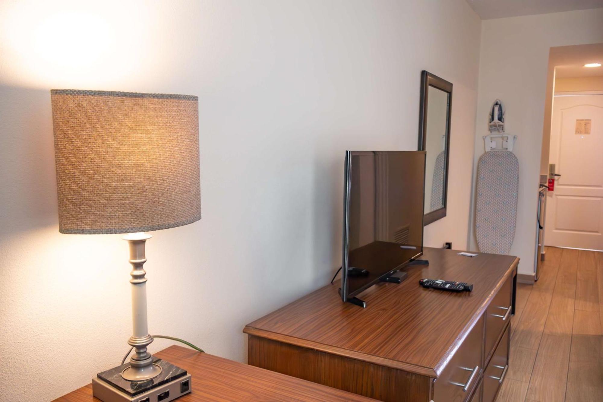Best Western Plus Monterrey Colon Exterior photo