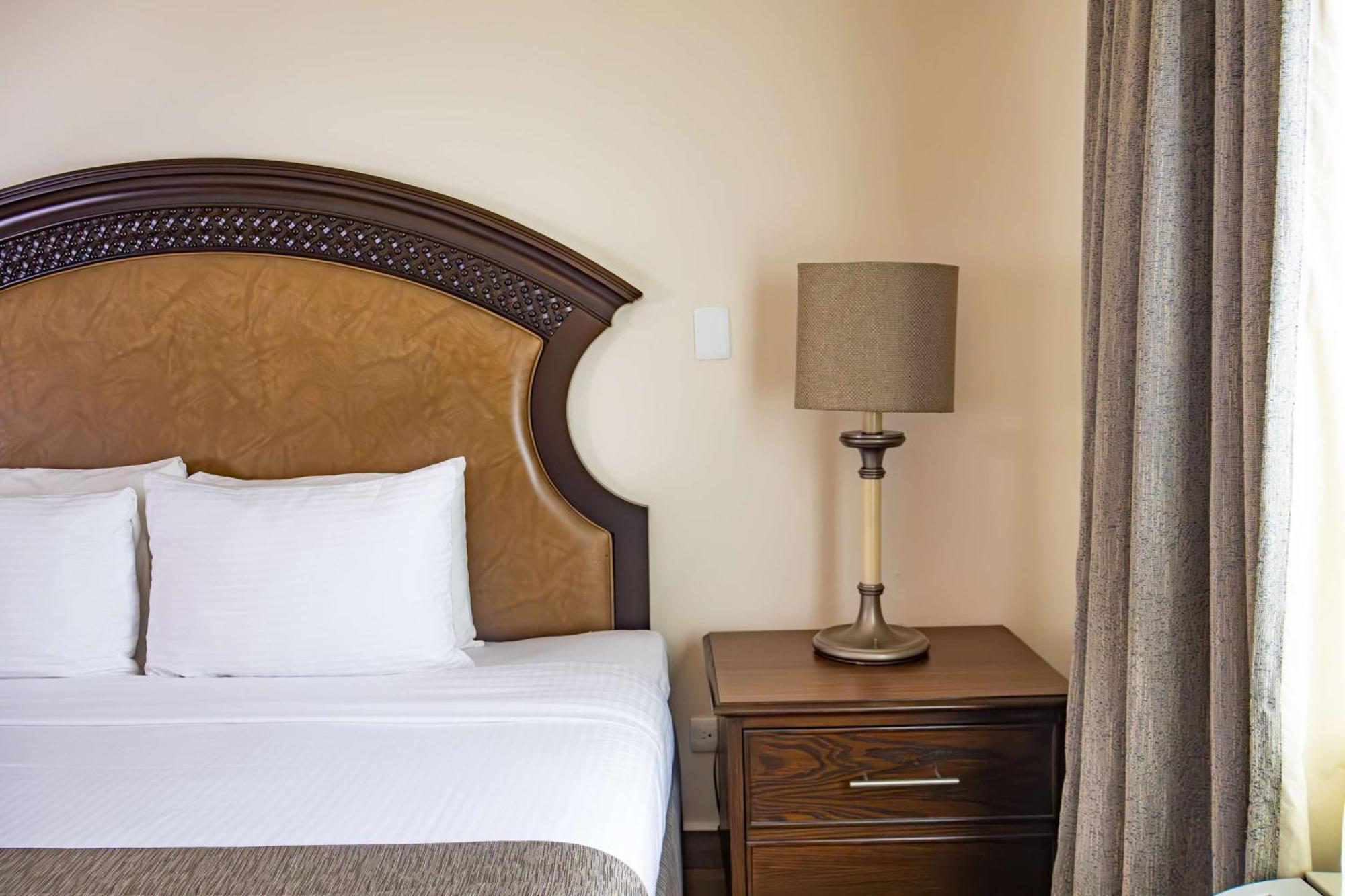Best Western Plus Monterrey Colon Exterior photo