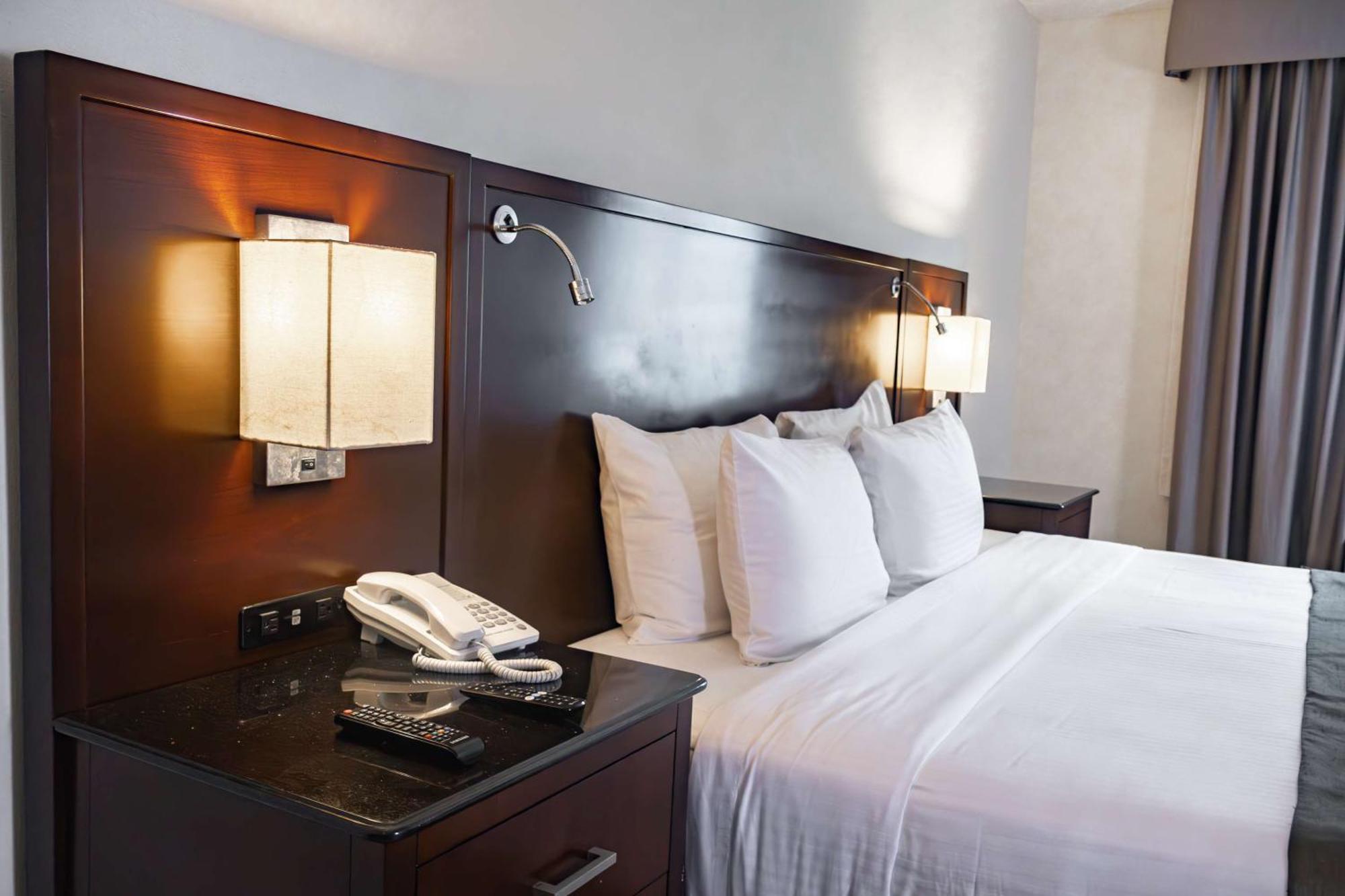 Best Western Plus Monterrey Colon Exterior photo
