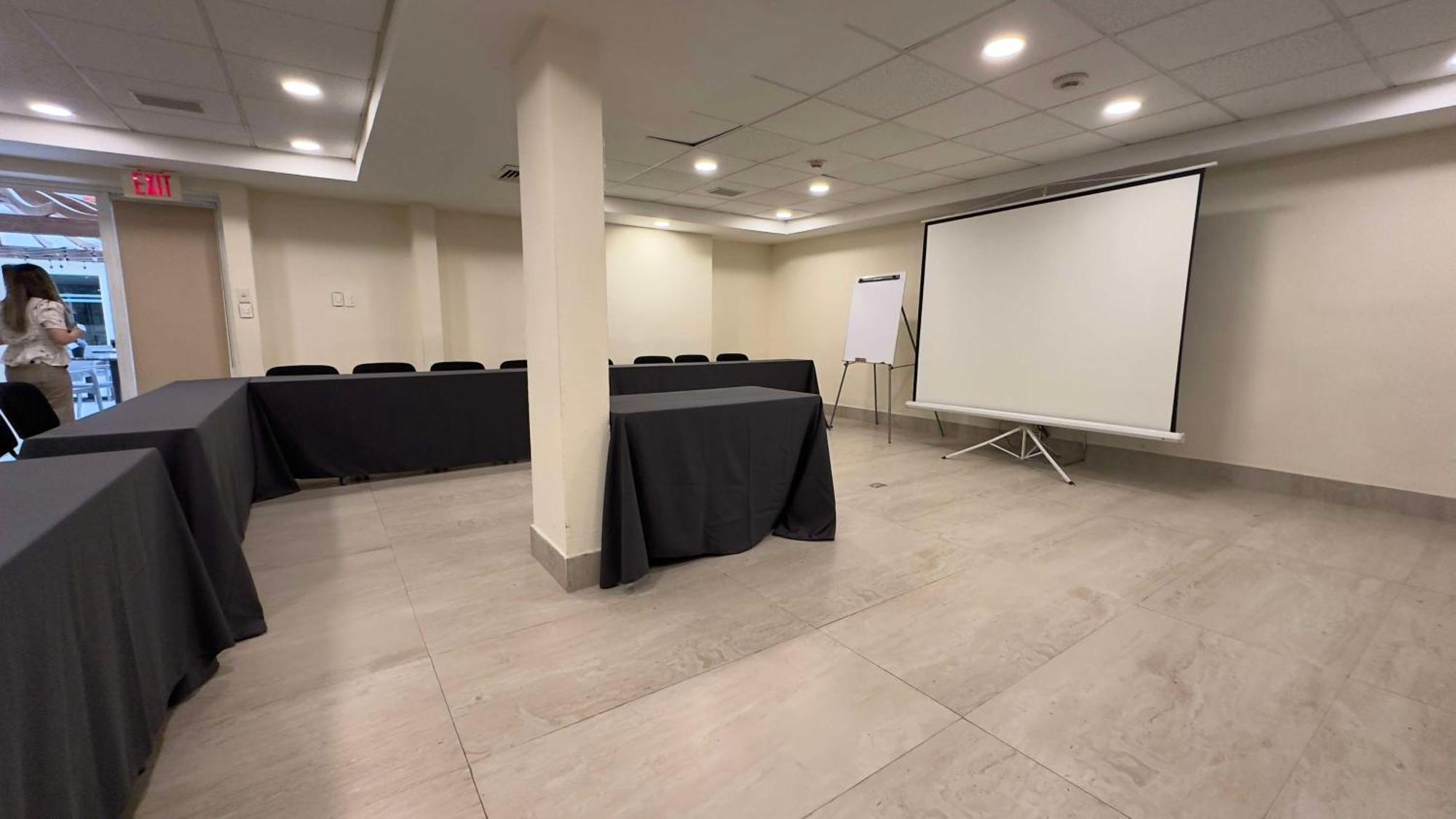 Best Western Plus Monterrey Colon Exterior photo
