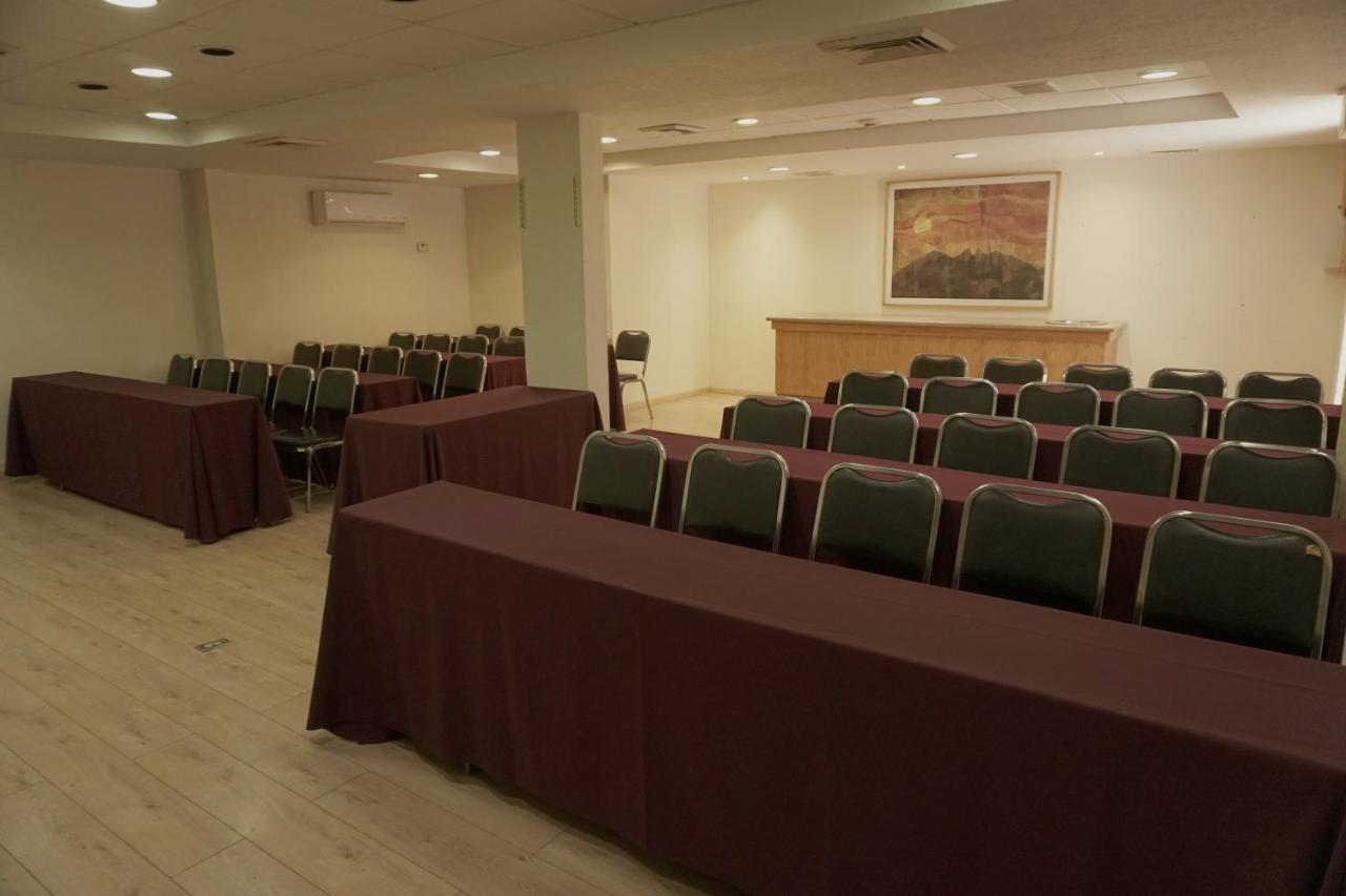 Best Western Plus Monterrey Colon Exterior photo